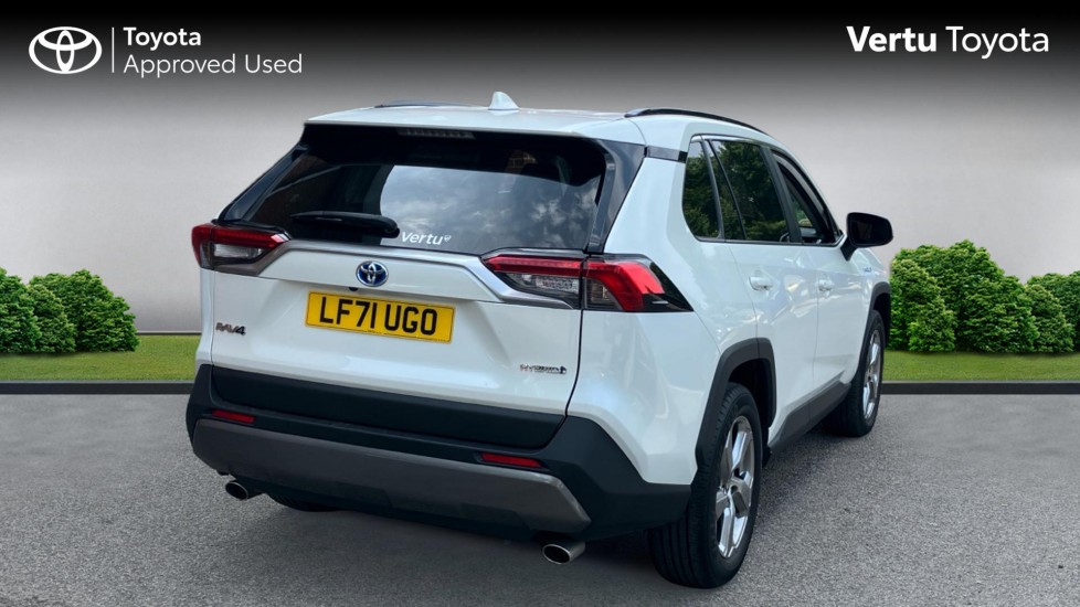 Toyota RAV4 2.5 VVT-i Hybrid Design 5dr CVT 2WD Hybrid Estate - Image 2