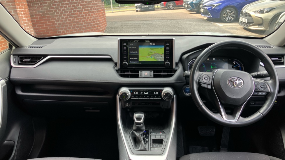Toyota RAV4 2.5 VVT-i Hybrid Design 5dr CVT 2WD Hybrid Estate - Image 6