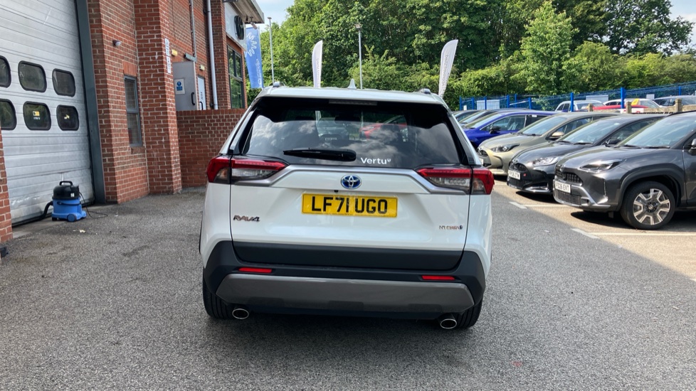 Toyota RAV4 2.5 VVT-i Hybrid Design 5dr CVT 2WD Hybrid Estate - Image 26