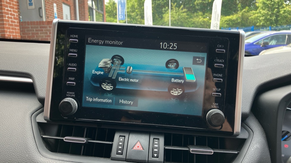 Toyota RAV4 2.5 VVT-i Hybrid Design 5dr CVT 2WD Hybrid Estate - Image 48