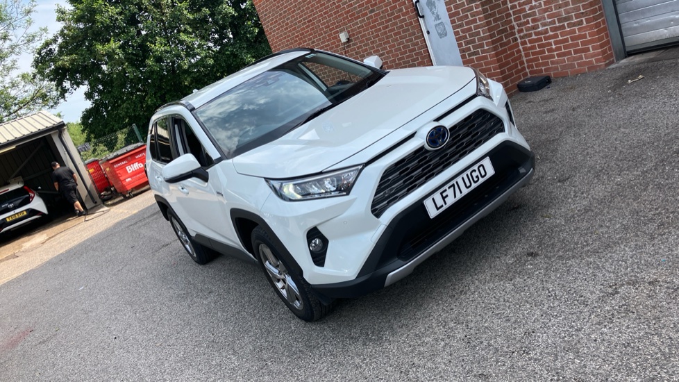 Toyota RAV4 2.5 VVT-i Hybrid Design 5dr CVT 2WD Hybrid Estate - Image 52