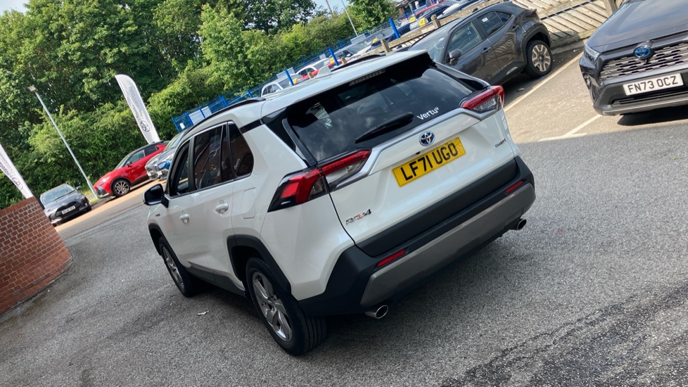 Toyota RAV4 2.5 VVT-i Hybrid Design 5dr CVT 2WD Hybrid Estate - Image 54