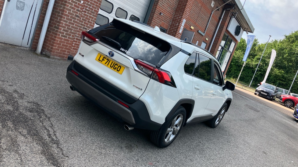 Toyota RAV4 2.5 VVT-i Hybrid Design 5dr CVT 2WD Hybrid Estate - Image 55