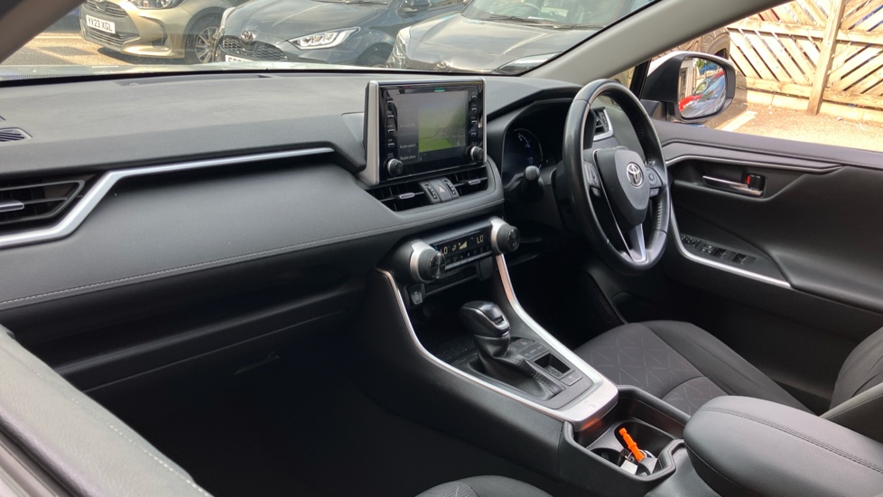 Toyota RAV4 2.5 VVT-i Hybrid Design 5dr CVT 2WD Hybrid Estate - Image 67