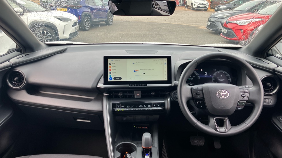 Toyota C-HR 1.8 Hybrid Design 5dr CVT Hybrid Hatchback - Image 6