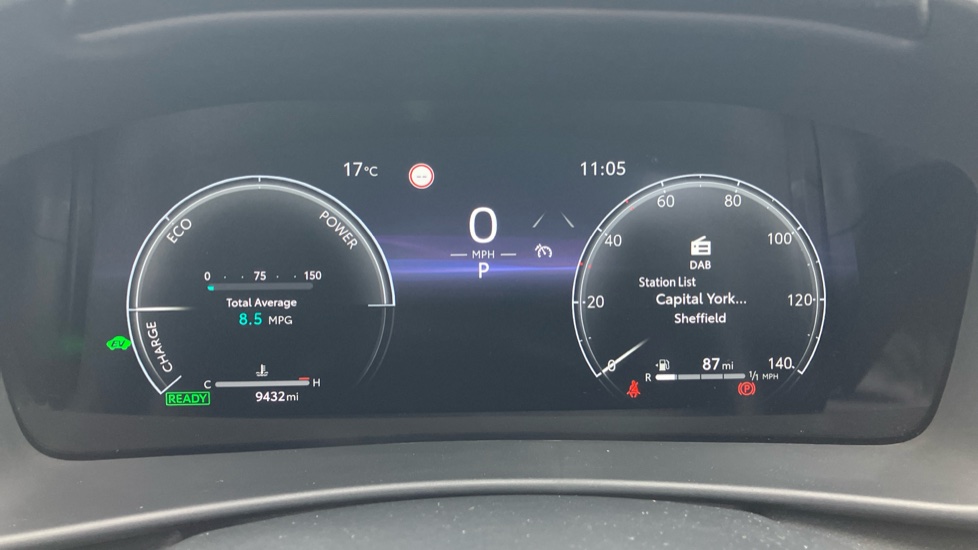 Toyota C-HR 1.8 Hybrid Design 5dr CVT Hybrid Hatchback - Image 11