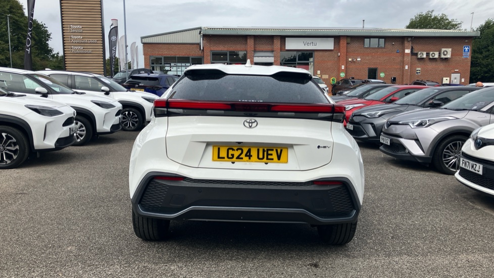 Toyota C-HR 1.8 Hybrid Design 5dr CVT Hybrid Hatchback - Image 26