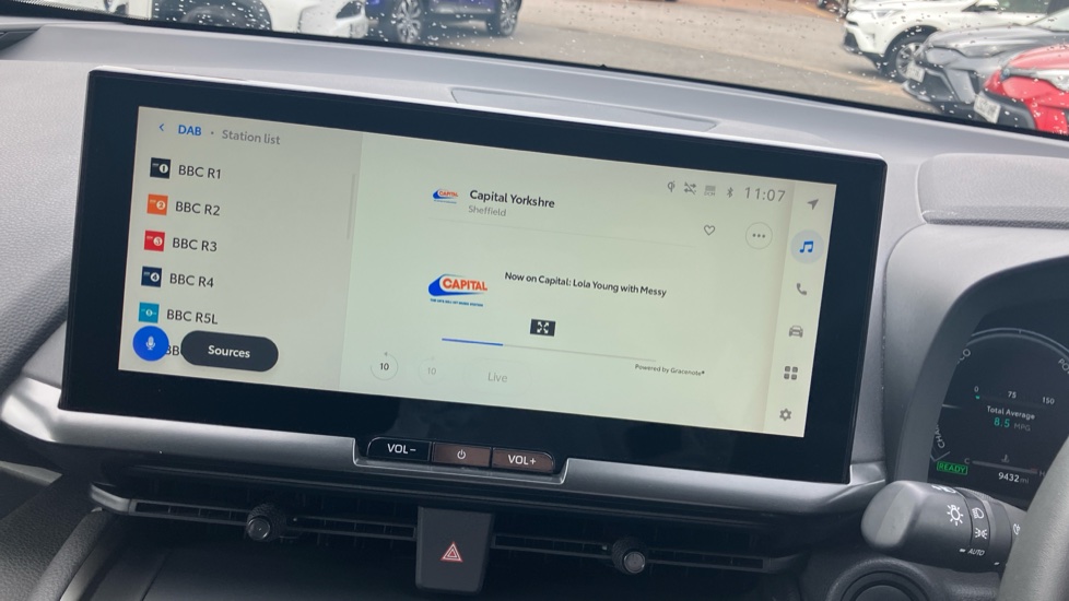 Toyota C-HR 1.8 Hybrid Design 5dr CVT Hybrid Hatchback - Image 50