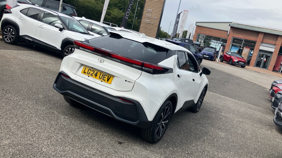 Toyota C-HR 1.8 Hybrid Design 5dr CVT Hybrid Hatchback - Image 55