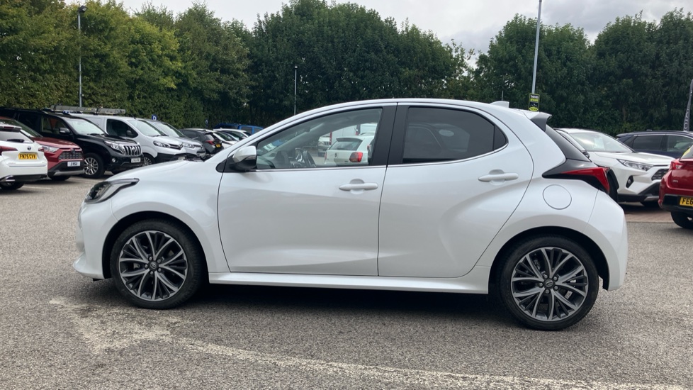Toyota Yaris 1.5 Hybrid Excel 5dr CVT Hybrid Hatchback - Image 24