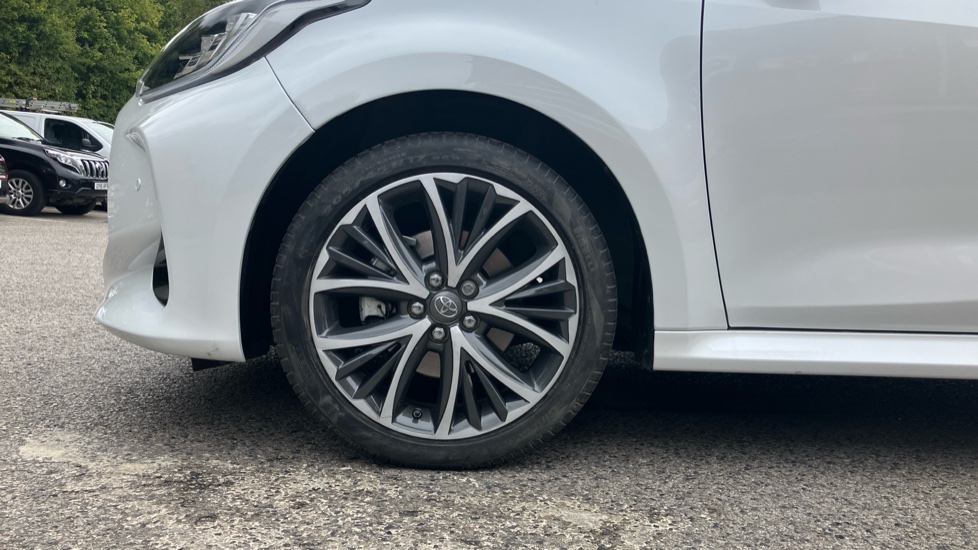 Toyota Yaris 1.5 Hybrid Excel 5dr CVT Hybrid Hatchback - Image 25