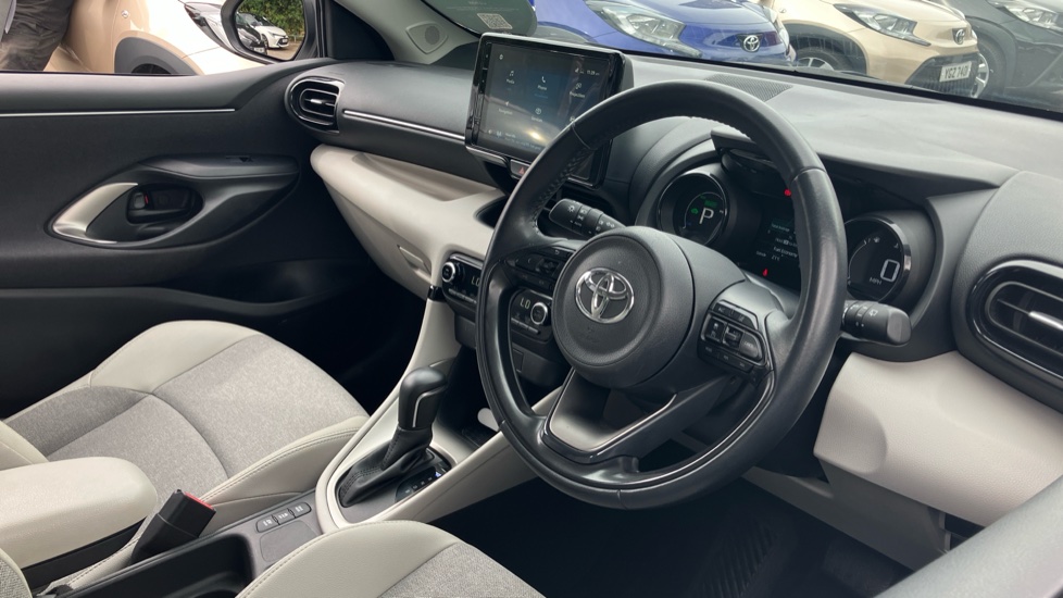 Toyota Yaris 1.5 Hybrid Excel 5dr CVT Hybrid Hatchback - Image 58