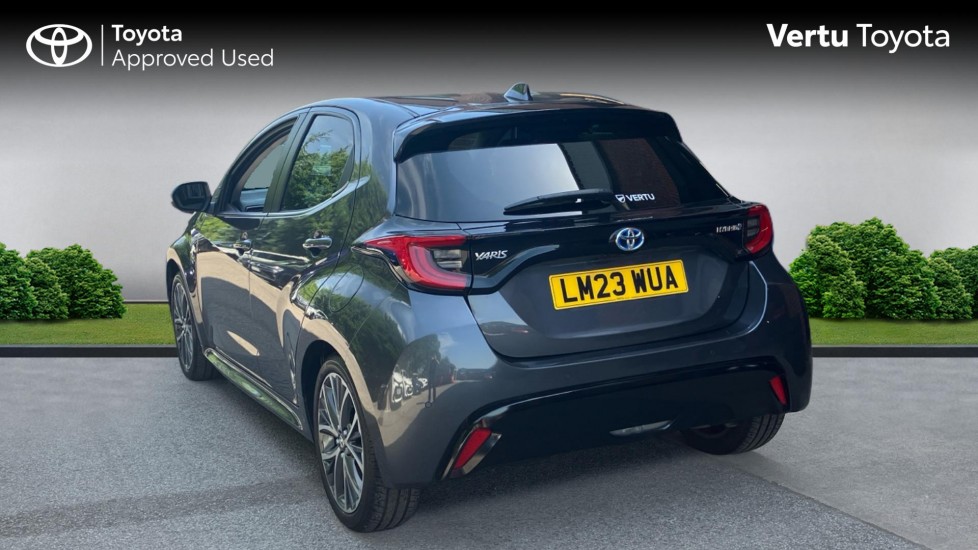 Toyota Yaris 1.5 Hybrid Excel 5dr CVT Hybrid Hatchback - Image 4