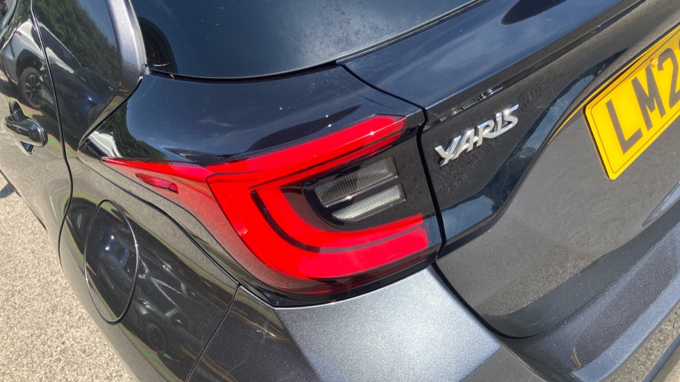 Toyota Yaris 1.5 Hybrid Excel 5dr CVT Hybrid Hatchback - Image 21