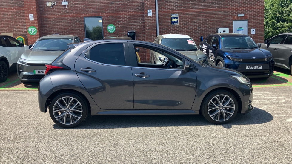 Toyota Yaris 1.5 Hybrid Excel 5dr CVT Hybrid Hatchback - Image 23