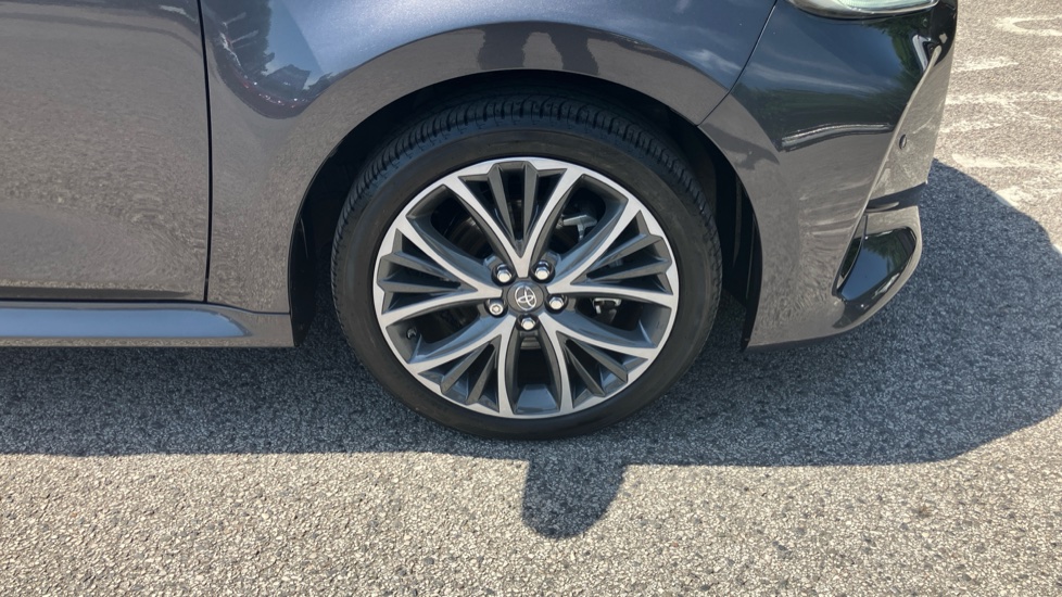 Toyota Yaris 1.5 Hybrid Excel 5dr CVT Hybrid Hatchback - Image 55