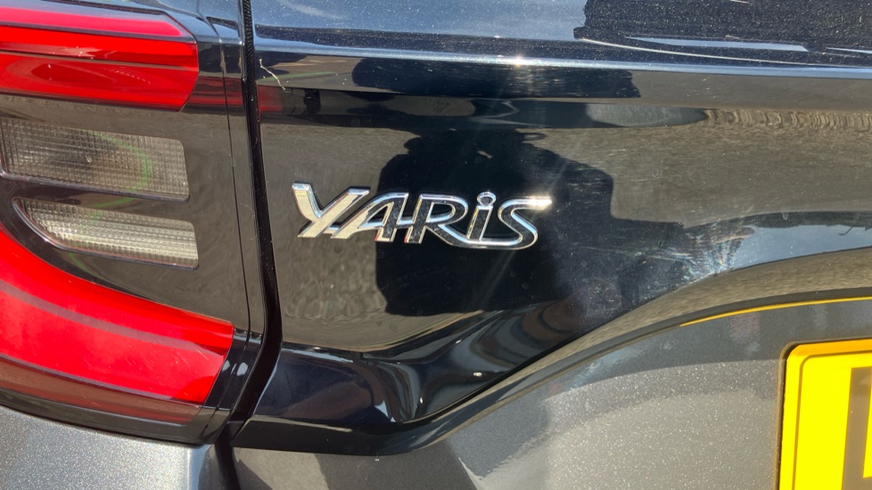 Toyota Yaris 1.5 Hybrid Excel 5dr CVT Hybrid Hatchback - Image 58