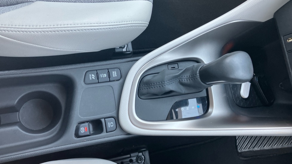Toyota Yaris 1.5 Hybrid Excel 5dr CVT Hybrid Hatchback - Image 68