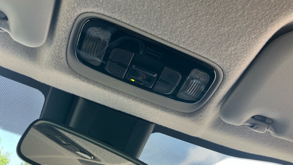 Toyota Yaris 1.5 Hybrid Excel 5dr CVT Hybrid Hatchback - Image 72