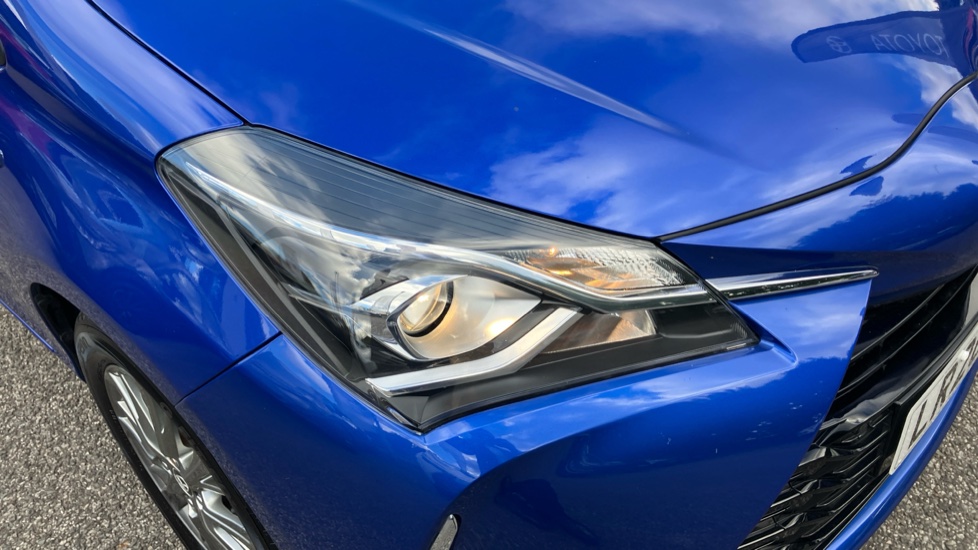 Toyota Yaris 1.5 Hybrid Icon 5dr CVT [Nav] Hybrid Hatchback - Image 20