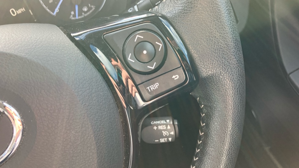 Toyota Yaris 1.5 Hybrid Icon 5dr CVT [Nav] Hybrid Hatchback - Image 32