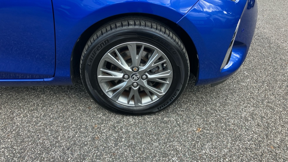Toyota Yaris 1.5 Hybrid Icon 5dr CVT [Nav] Hybrid Hatchback - Image 54