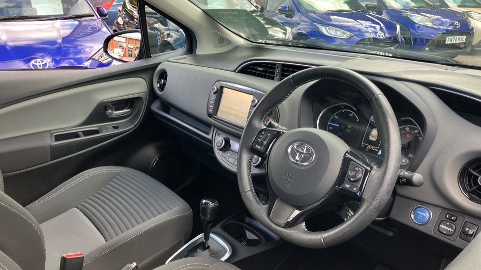 Toyota Yaris 1.5 Hybrid Icon 5dr CVT [Nav] Hybrid Hatchback - Image 61