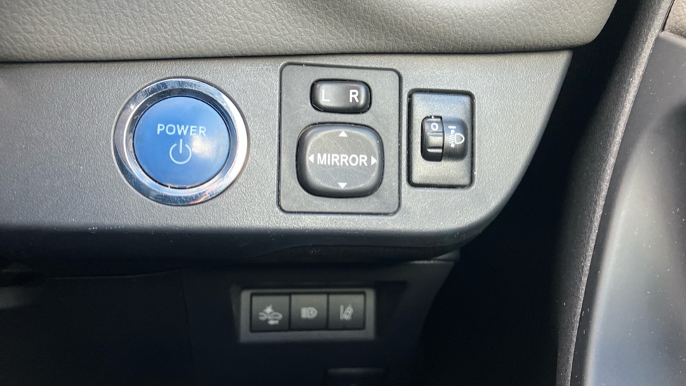 Toyota Yaris 1.5 Hybrid Icon 5dr CVT [Nav] Hybrid Hatchback - Image 64