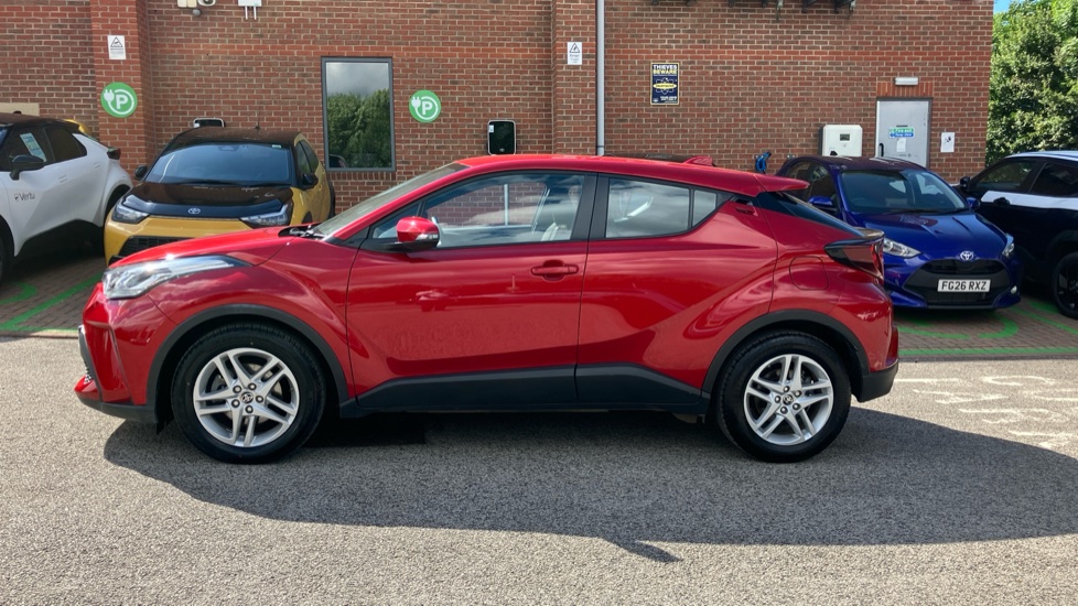 Toyota C-HR 1.8 Hybrid Icon 5dr CVT Hybrid Hatchback - Image 24