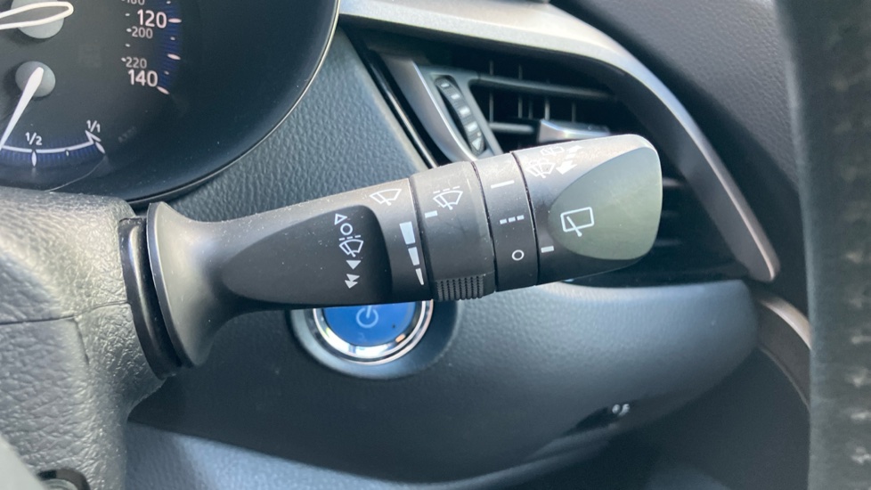 Toyota C-HR 1.8 Hybrid Icon 5dr CVT Hybrid Hatchback - Image 36