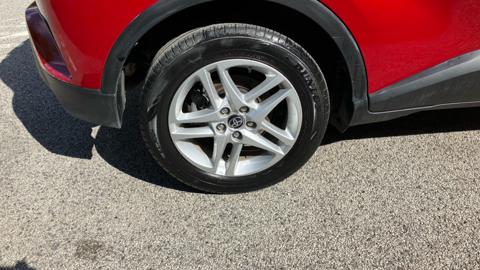 Toyota C-HR 1.8 Hybrid Icon 5dr CVT Hybrid Hatchback - Image 55