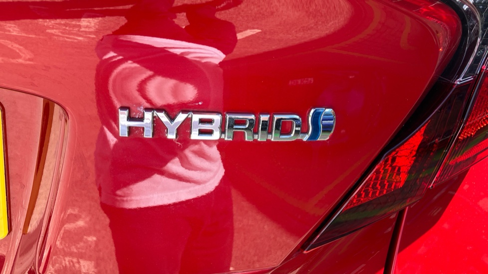 Toyota C-HR 1.8 Hybrid Icon 5dr CVT Hybrid Hatchback - Image 58
