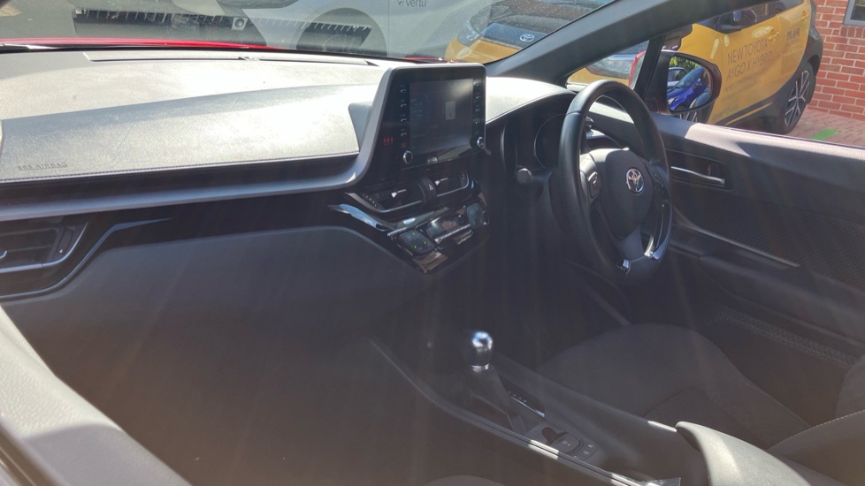 Toyota C-HR 1.8 Hybrid Icon 5dr CVT Hybrid Hatchback - Image 64