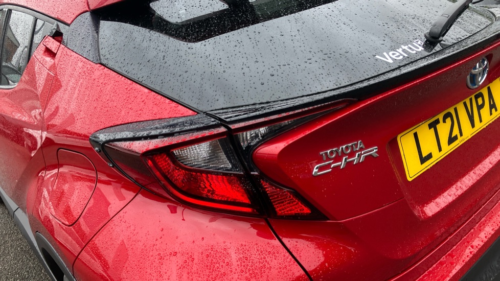 Toyota C-HR 1.8 Hybrid Design 5dr CVT Hybrid Hatchback - Image 45