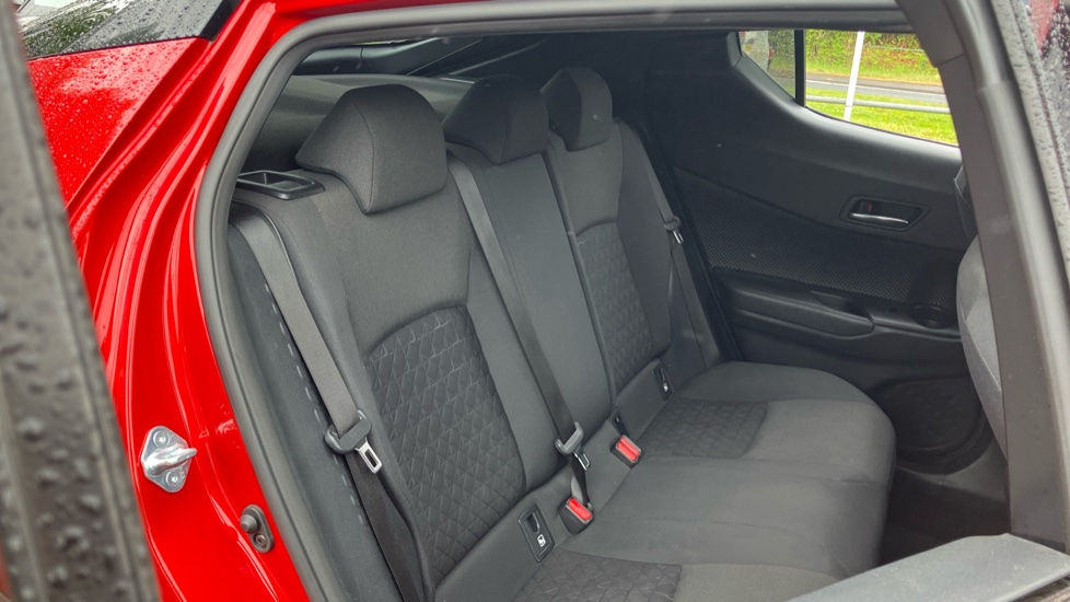 Toyota C-HR 1.8 Hybrid Design 5dr CVT Hybrid Hatchback - Image 64