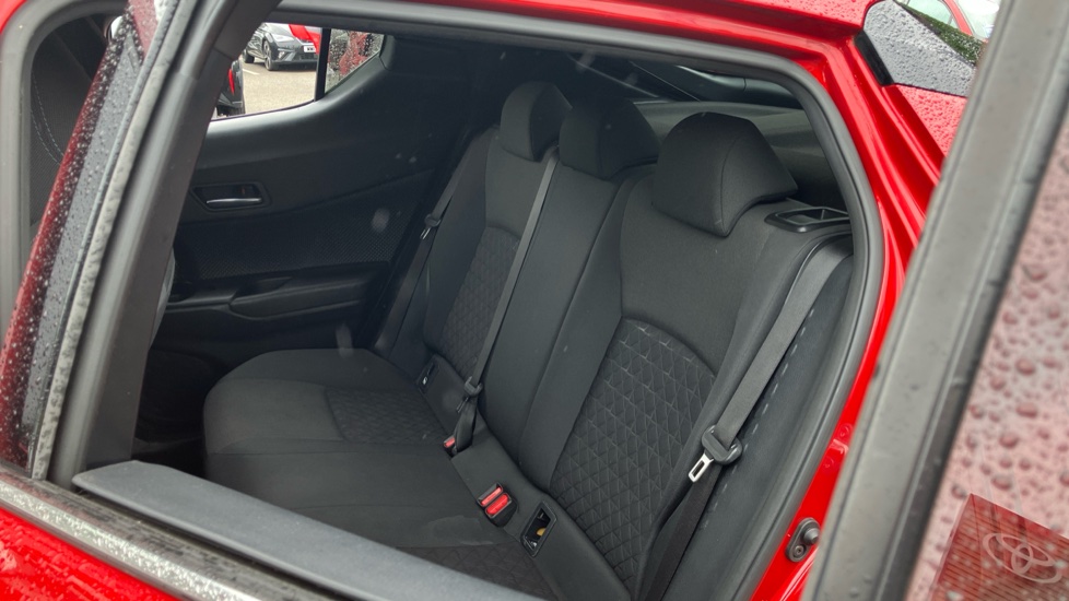 Toyota C-HR 1.8 Hybrid Design 5dr CVT Hybrid Hatchback - Image 65