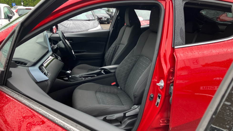 Toyota C-HR 1.8 Hybrid Design 5dr CVT Hybrid Hatchback - Image 66