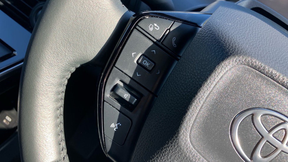 Toyota bZ4X 150kW Motion 71.4kWh 5dr Auto Electric Hatchback - Image 46