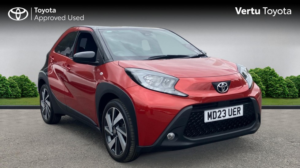 Toyota Aygo X 1.0 VVT-i Edge 5dr Auto Petrol Hatchback - Image 1