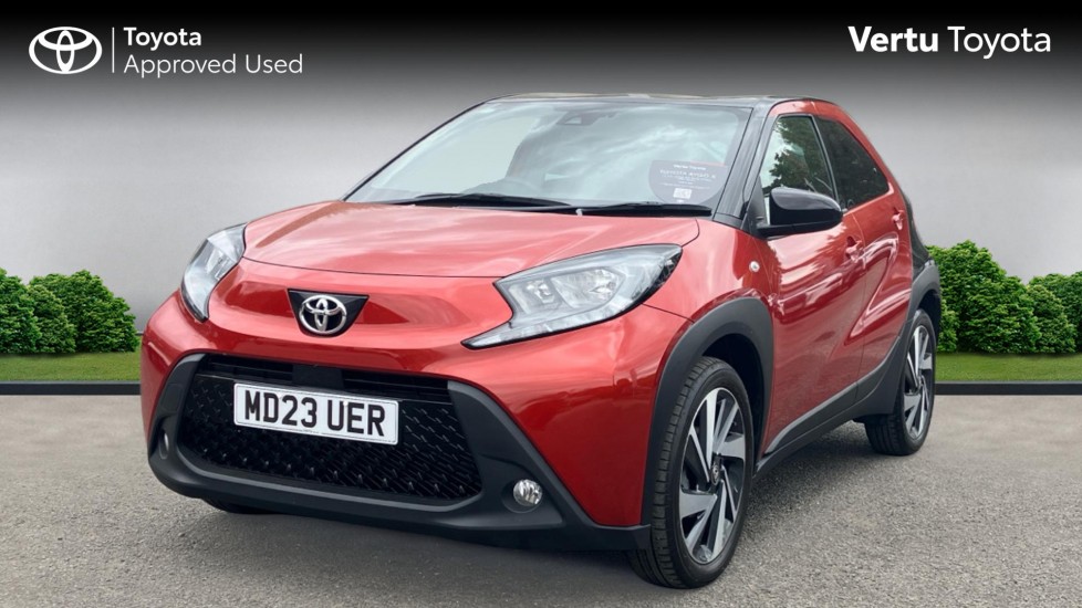 Toyota Aygo X 1.0 VVT-i Edge 5dr Auto Petrol Hatchback - Image 3