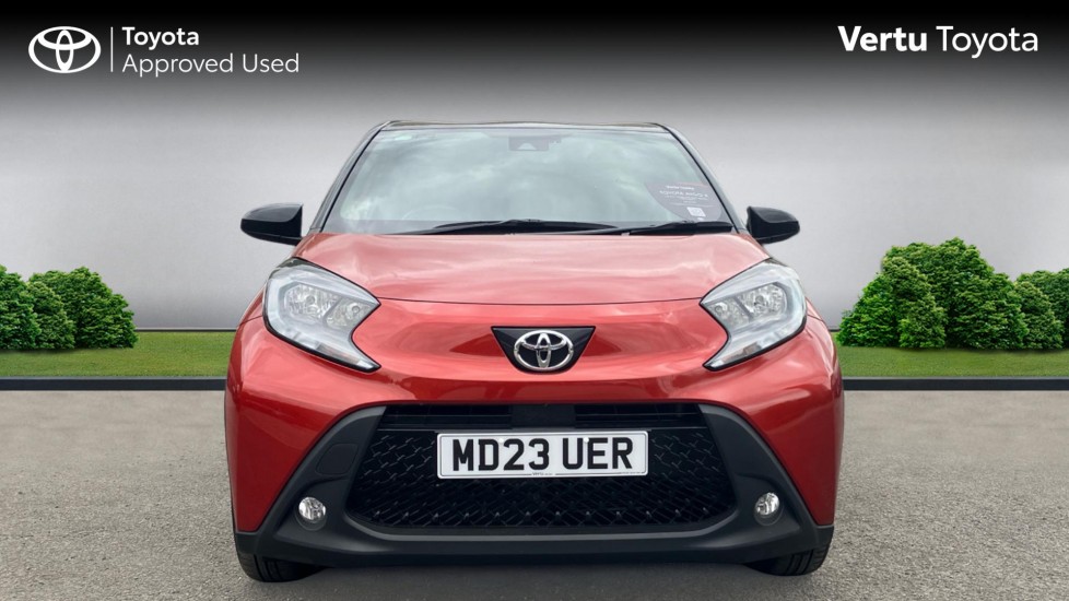 Toyota Aygo X 1.0 VVT-i Edge 5dr Auto Petrol Hatchback - Image 22