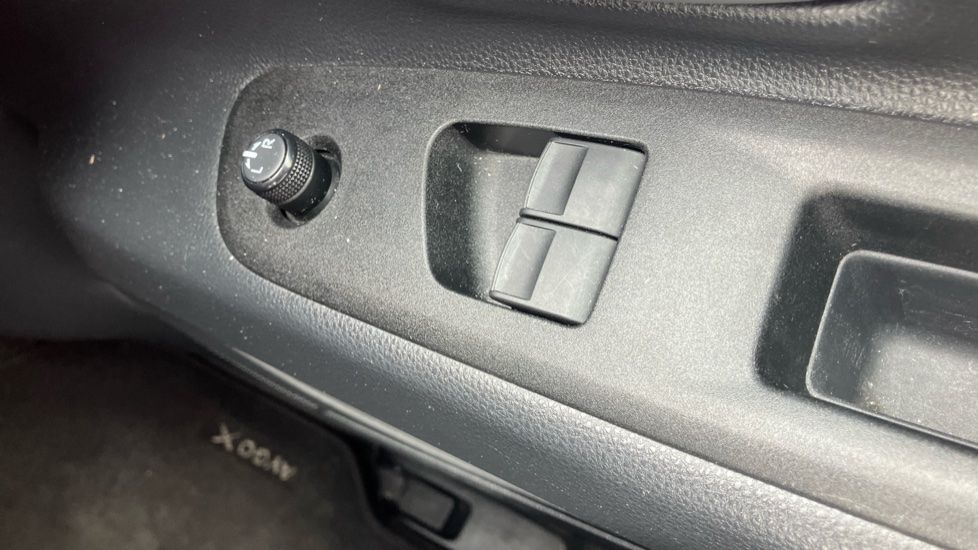 Toyota Aygo X 1.0 VVT-i Edge 5dr Auto Petrol Hatchback - Image 33