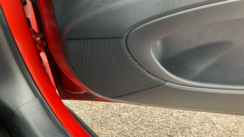 Toyota Aygo X 1.0 VVT-i Edge 5dr Auto Petrol Hatchback - Image 40