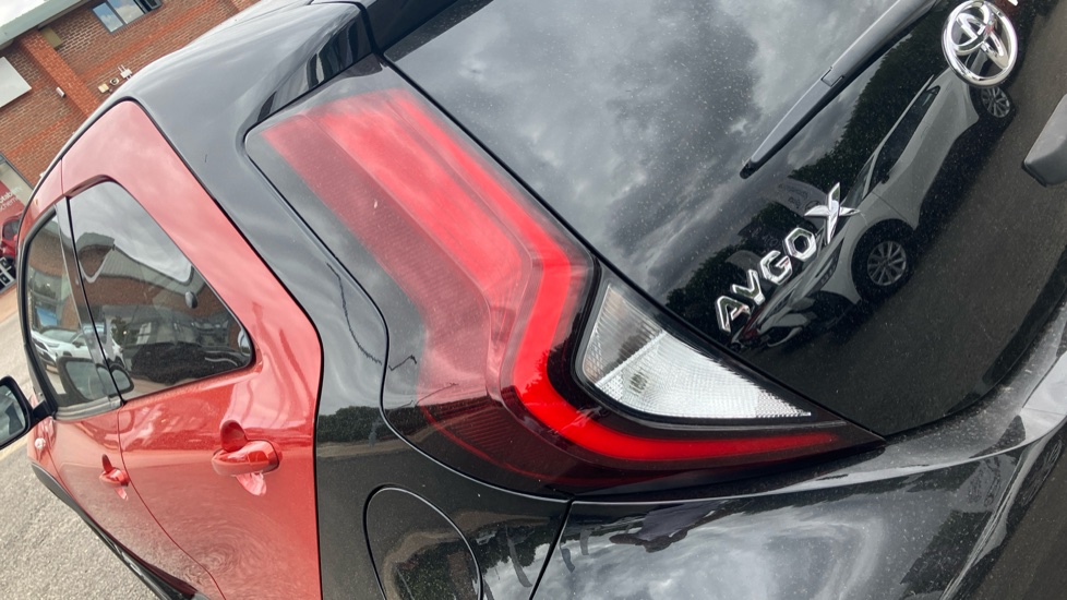 Toyota Aygo X 1.0 VVT-i Edge 5dr Auto Petrol Hatchback - Image 43