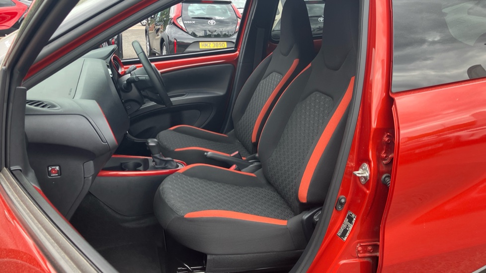 Toyota Aygo X 1.0 VVT-i Edge 5dr Auto Petrol Hatchback - Image 59