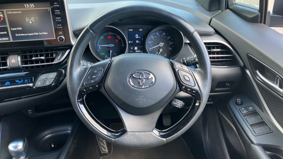 Toyota C-HR 1.8 Hybrid Icon 5dr CVT Hybrid Hatchback - Image 7