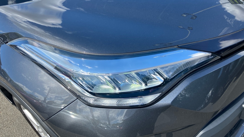Toyota C-HR 1.8 Hybrid Icon 5dr CVT Hybrid Hatchback - Image 20