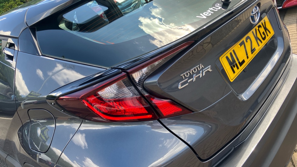 Toyota C-HR 1.8 Hybrid Icon 5dr CVT Hybrid Hatchback - Image 21