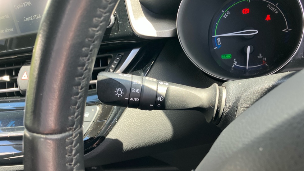 Toyota C-HR 1.8 Hybrid Icon 5dr CVT Hybrid Hatchback - Image 35