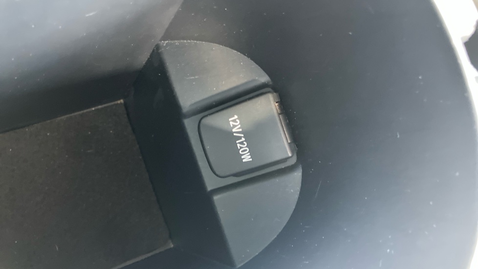 Toyota C-HR 1.8 Hybrid Icon 5dr CVT Hybrid Hatchback - Image 39